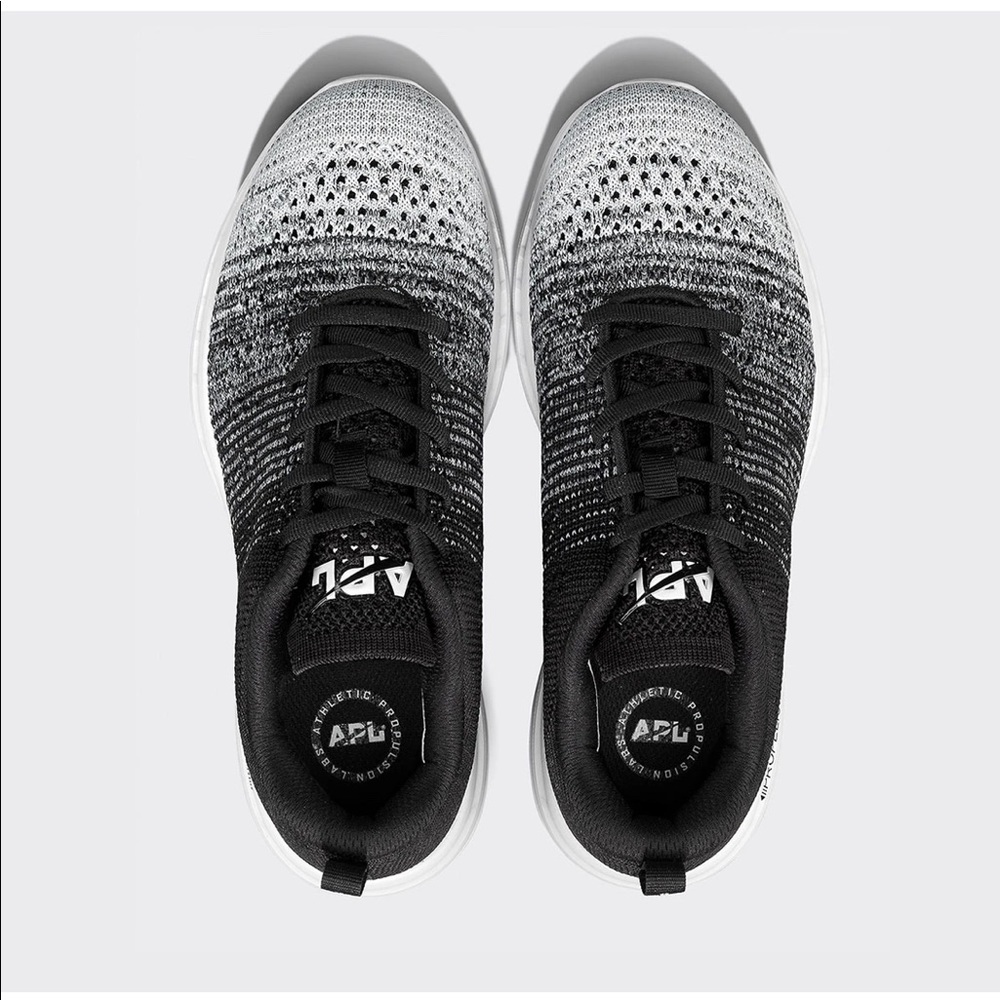 APL athletic propulsion labs techloom pro black/ grey/ white ombré sneakers